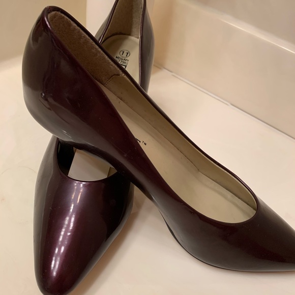 Shoes Ladies Shoes Size 11 Burgundy Nwt Poshmark